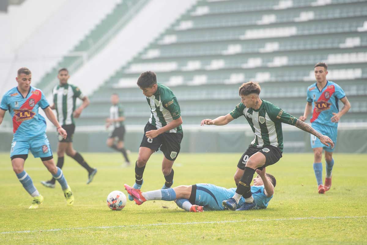 banfield perdio con arsenal en reserva