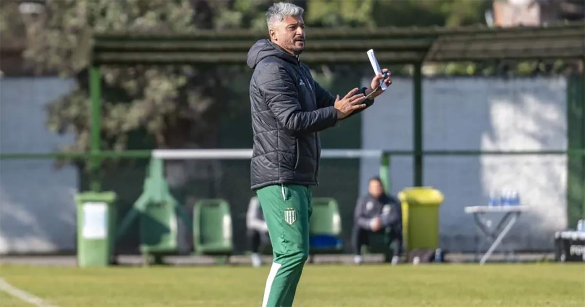 gustavo muñua dt de banfield hablo en conferencia de prensa