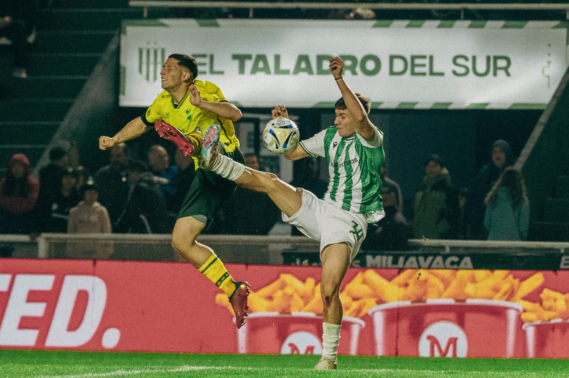 tiziano perrota banfield en juego
