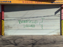 Banfield Locura en la calle